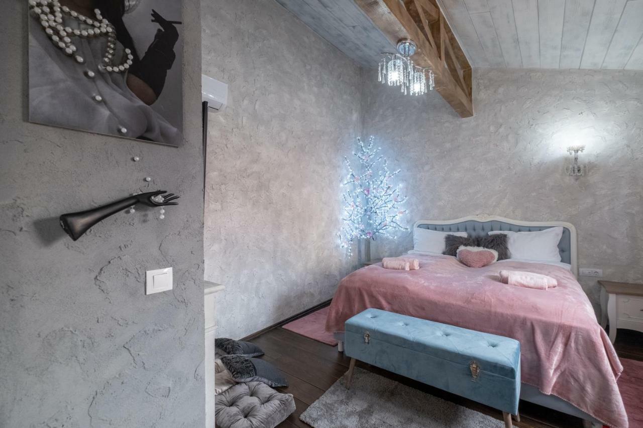 1-Bedroom Designer Apartment On Hristo Belchev Str โซเฟีย ภายนอก รูปภาพ