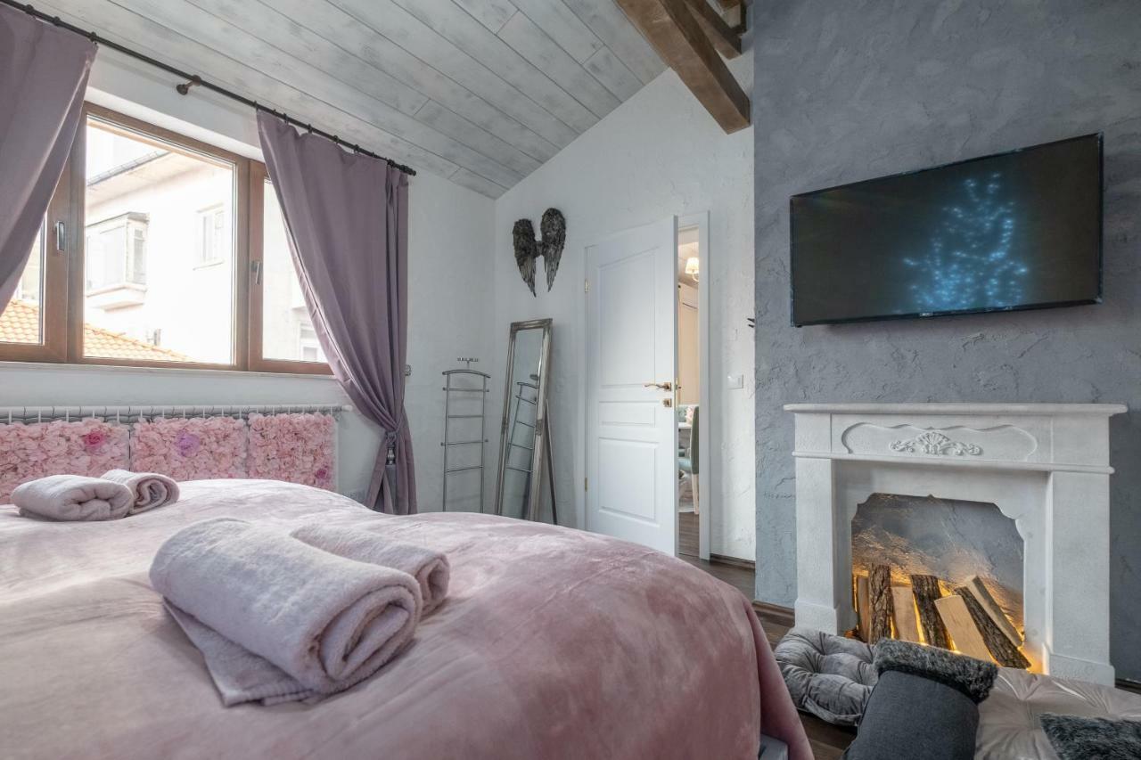 1-Bedroom Designer Apartment On Hristo Belchev Str โซเฟีย ภายนอก รูปภาพ